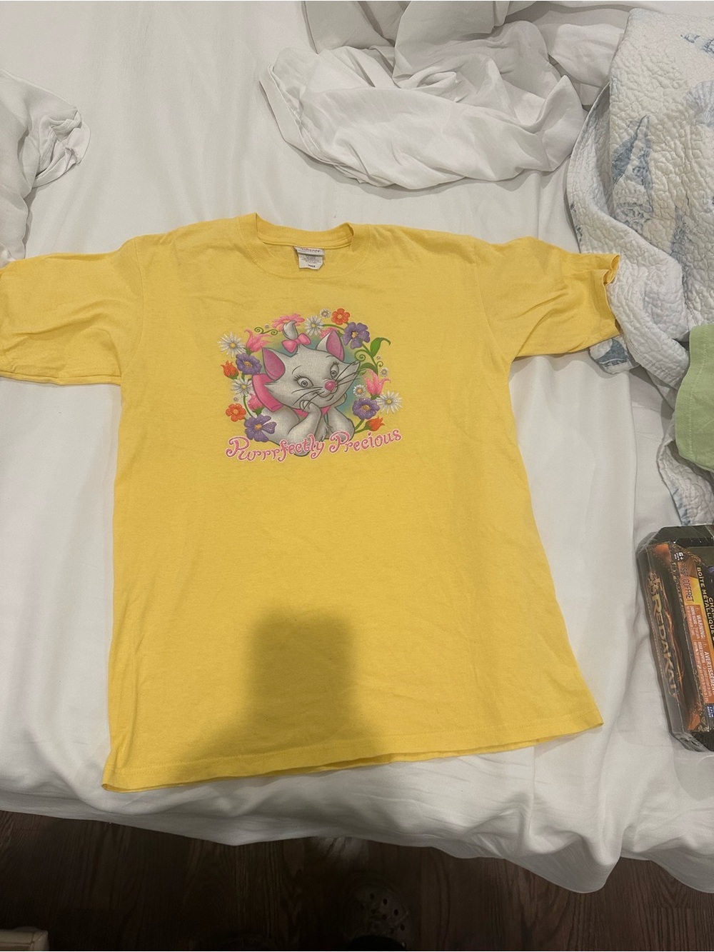 Vintage Disney Store Marie "Purrfectly Precious" Yellow Graphic T-Shirt, woman L
